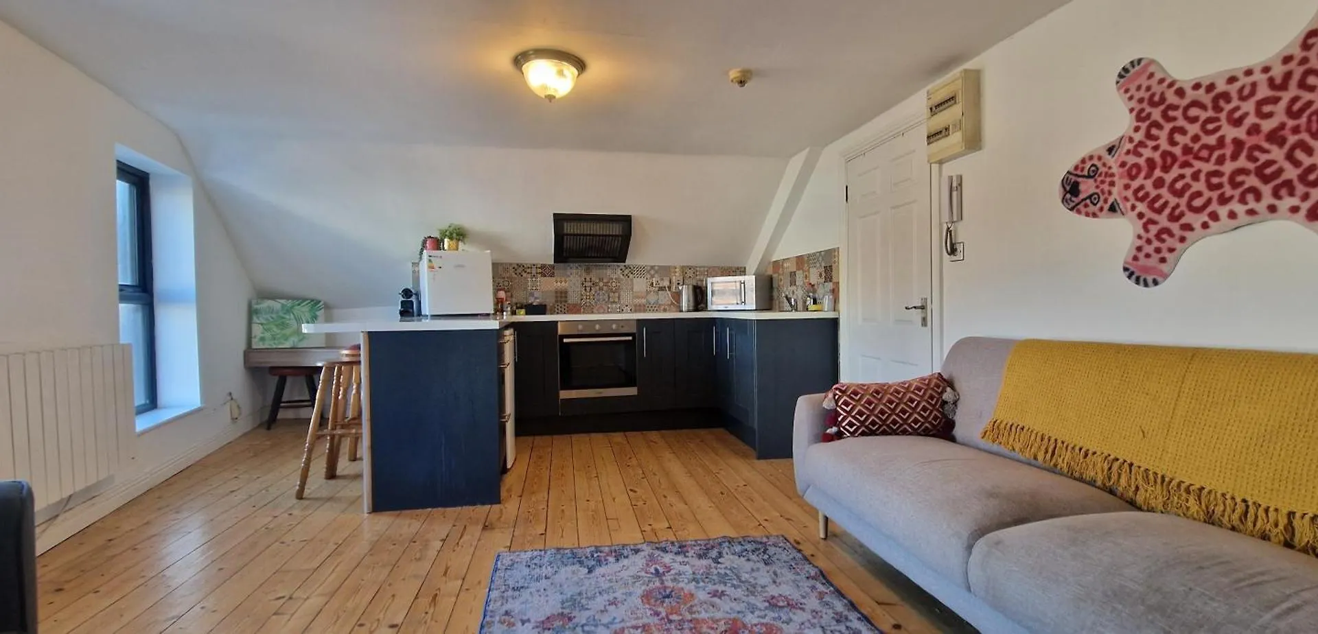 Spacious Riverside 2Bd Mid City - Above Bar&Venue Cork Apartament