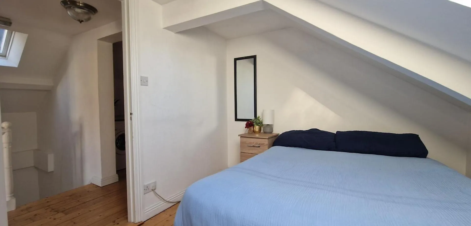 Spacious Riverside 2Bd Mid City - Above Bar&Venue Cork